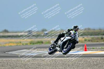 media/Apr-18-2025-TrackDaz (Fri) [[45f5874c44]]/A Group/Session 1 (Turn 7)/